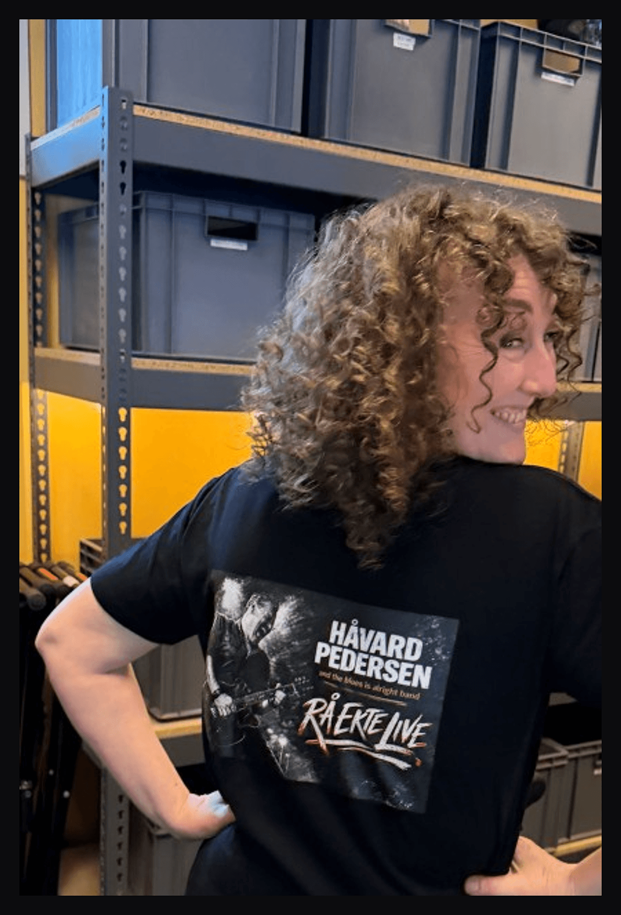 Rå Ekte Live t-shirt worn — real photo